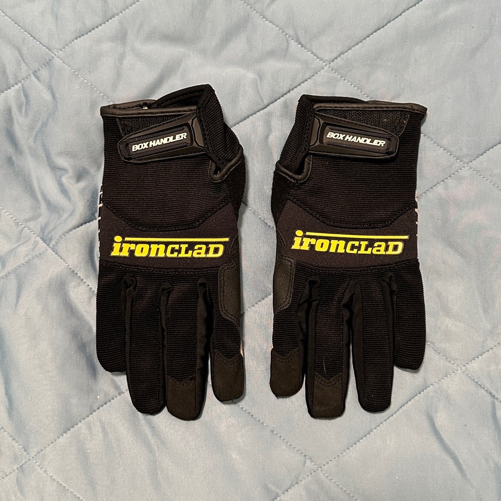 🧤 IRONCLAD GLOVES